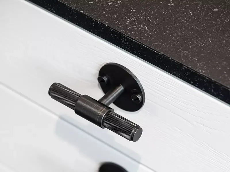 Detailansicht der Griffe von Buster and Punch