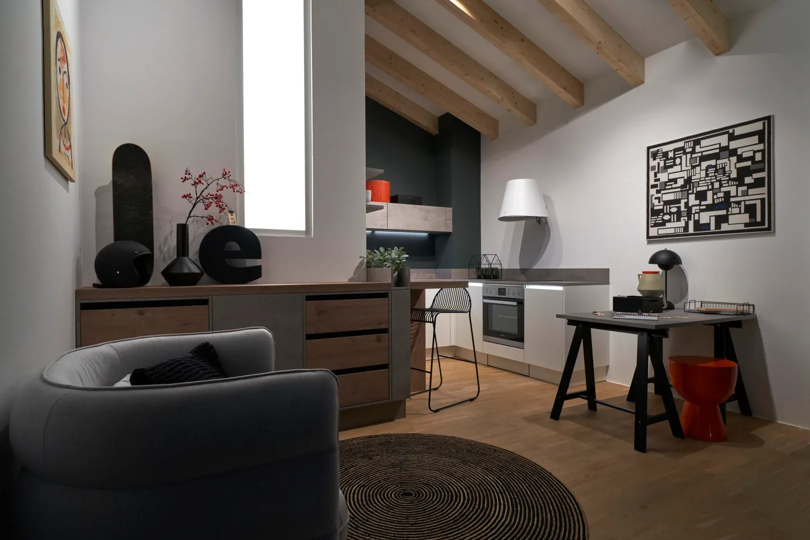 Nolte FEEL Weiß softmatt kombiniert mit Stone Beton